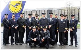  Pilotët e Lufthansa-s planifikojnë grevë nga sot për rritje pagash