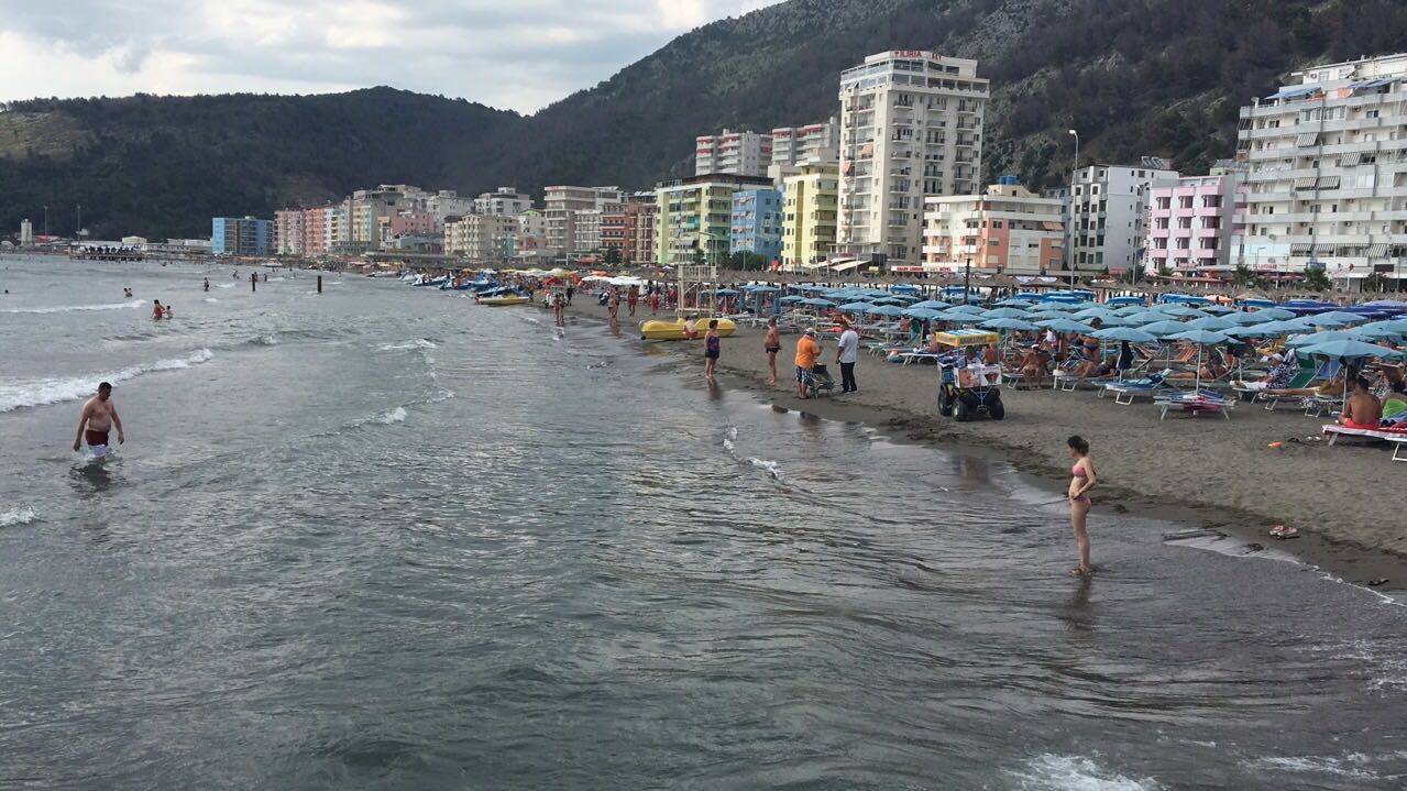 Turizmi shqiptar humbi 1.1 miliardë euro euro nga pandemia