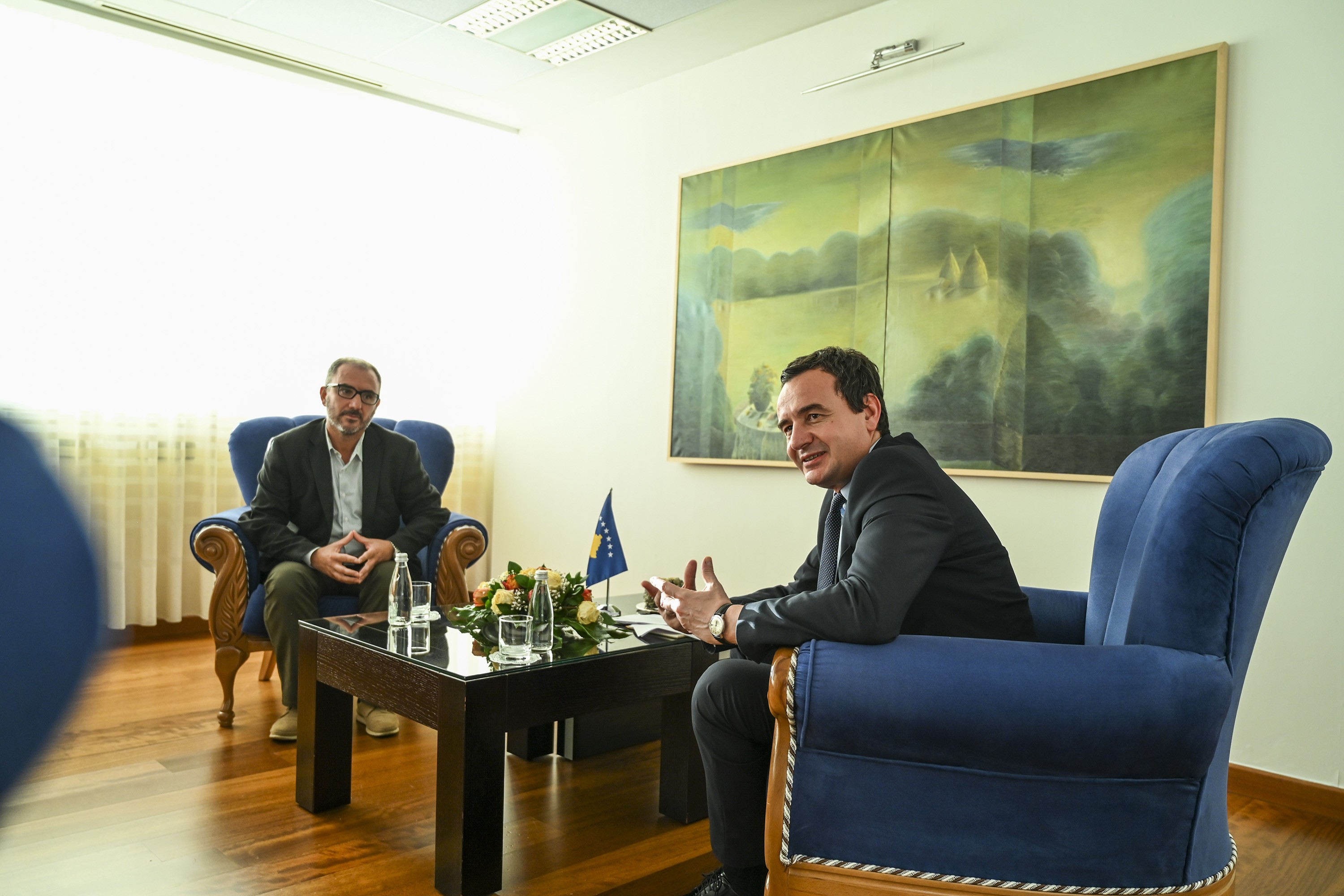 Kryeministri Kurti takohet me kryetarin e BSPK-së, Atdhe Hykolli