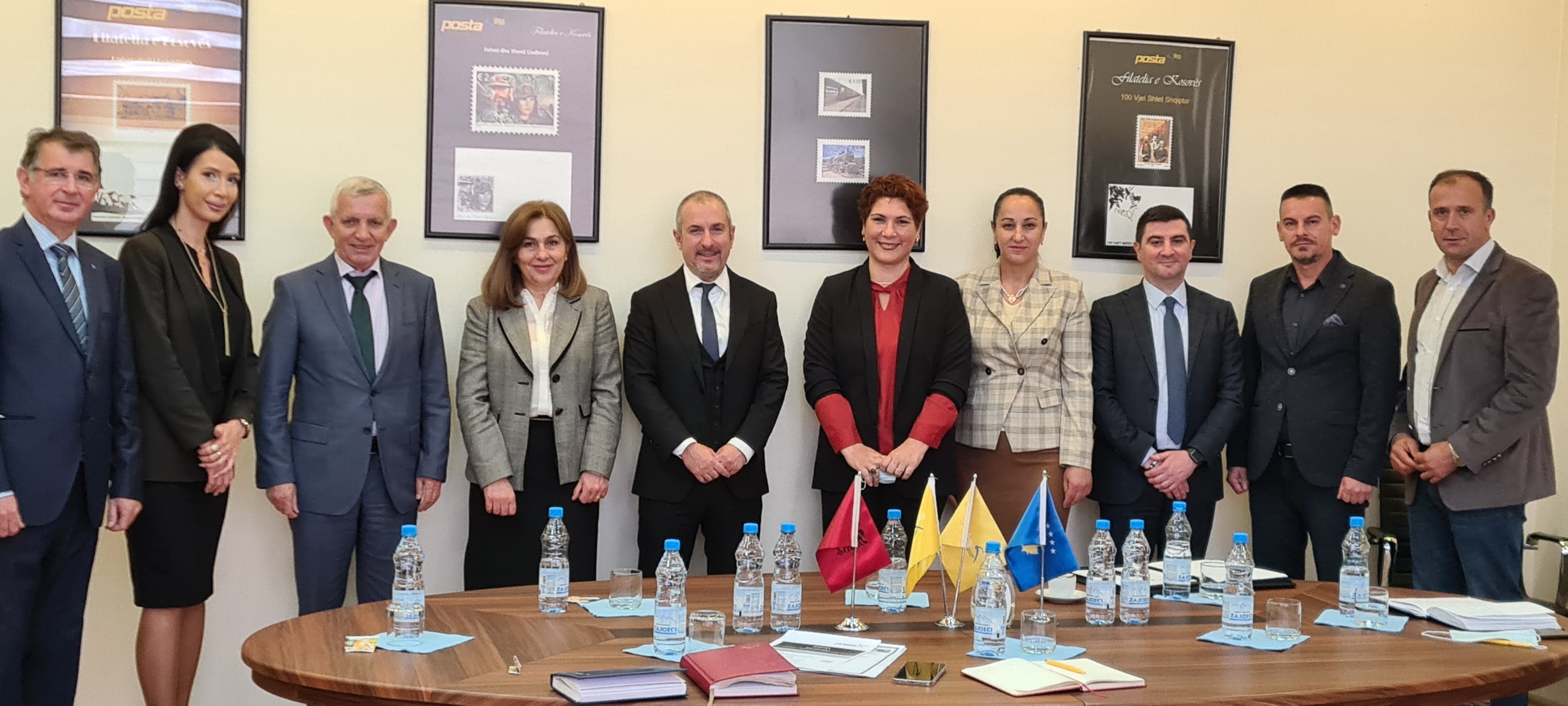 Posta e Shqipërisë mbështet Kosovën drejt zhvillimit të projekteve të përbashkëta 
