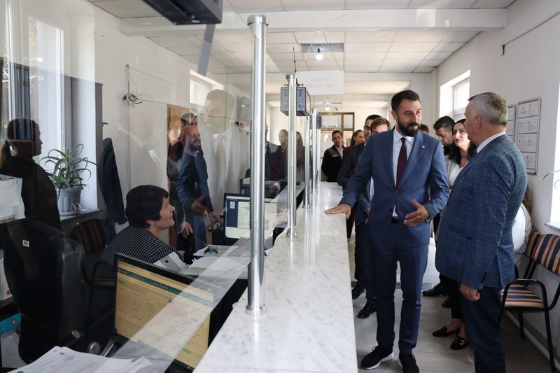 Administrata në Lipjan ofron shërbime pa ndalesë për qytetarët