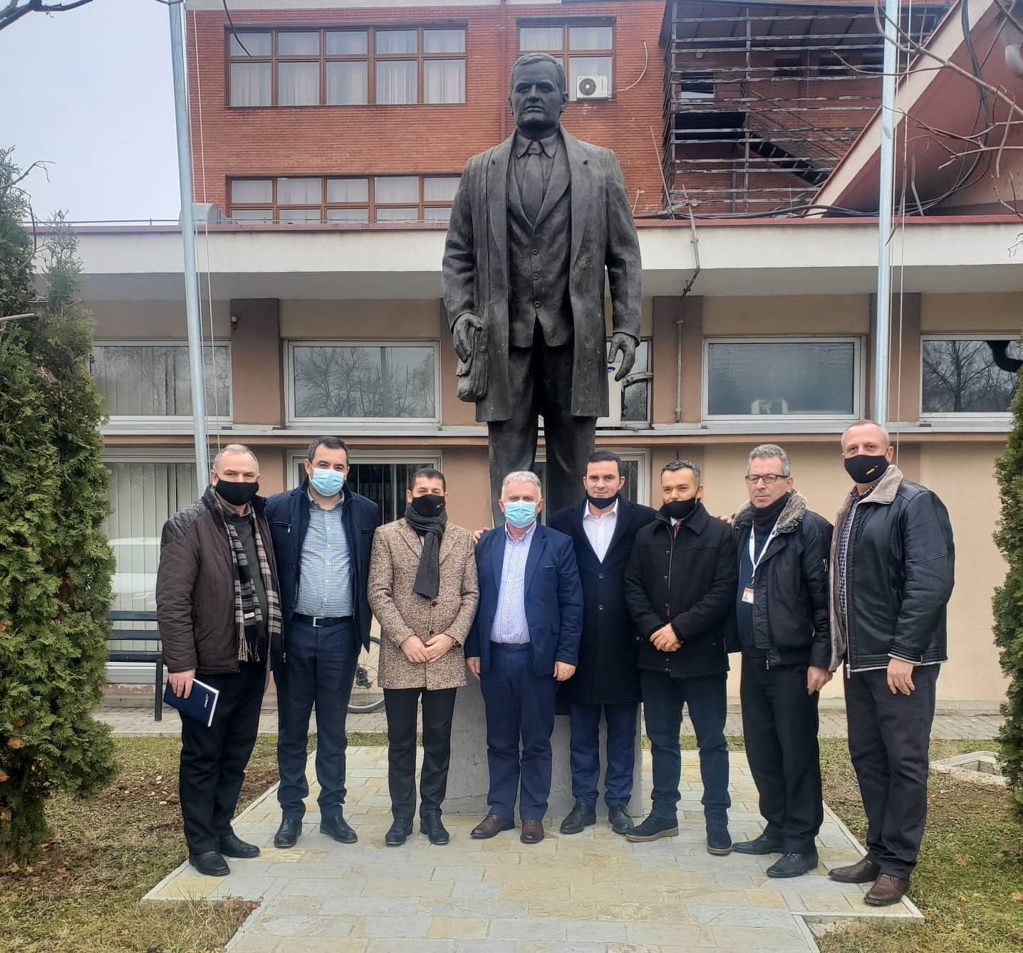 Posta nënshkruan marrëveshje për hapjen e zyrës në Universitetin e Prizrenit