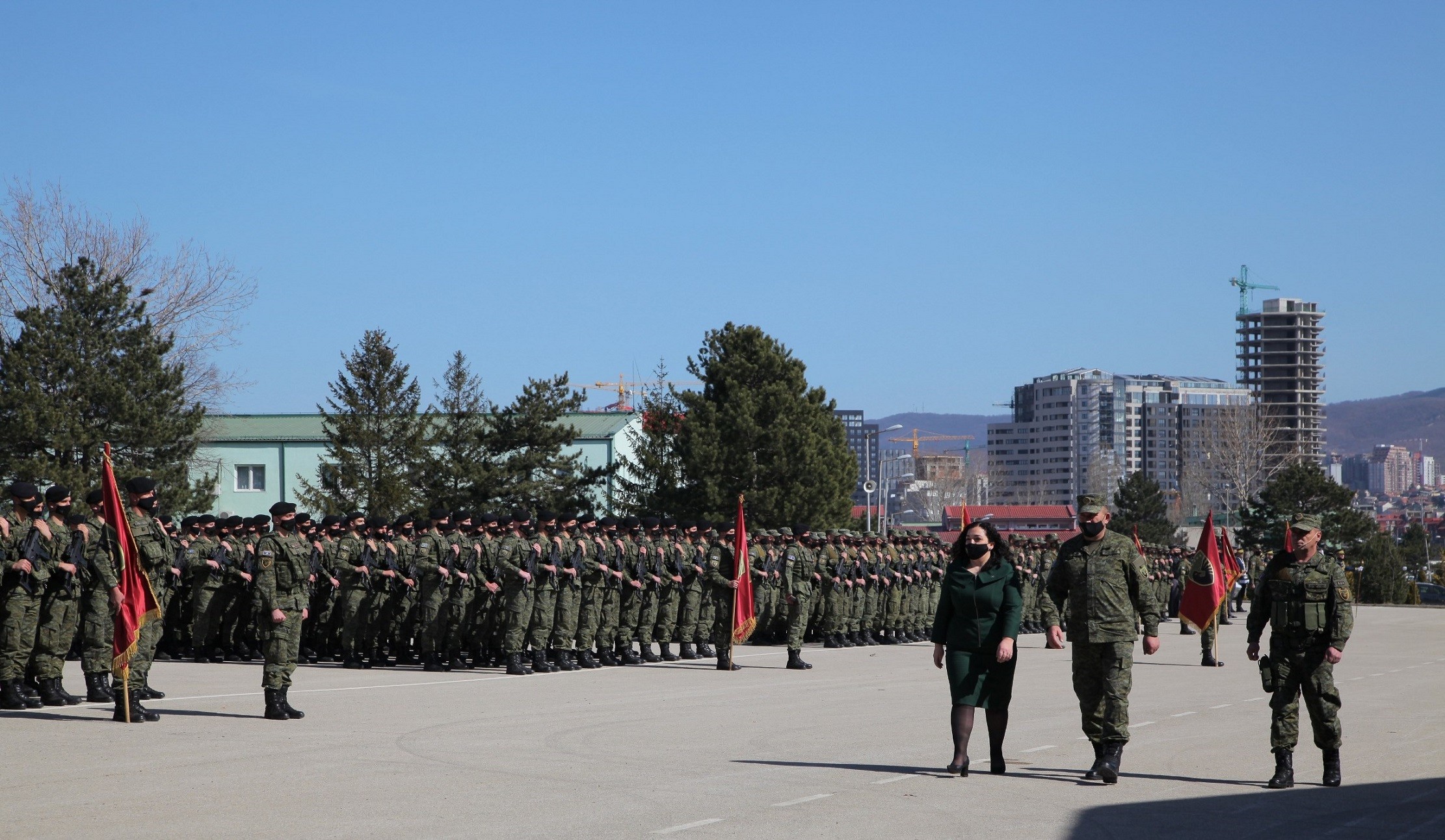 Sot betohen ushtarët e rijnë të FSK-së