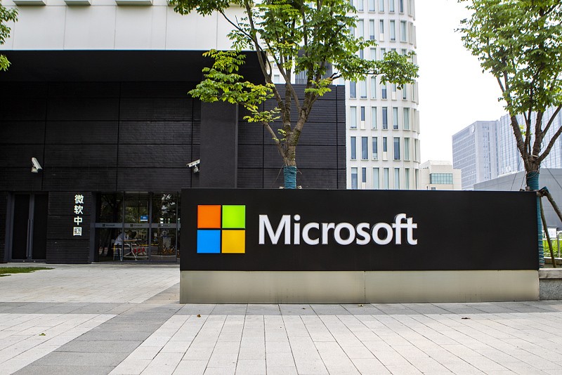 Microsoft do të mbyllë dyqanet fizike të shitjes me pakicë
