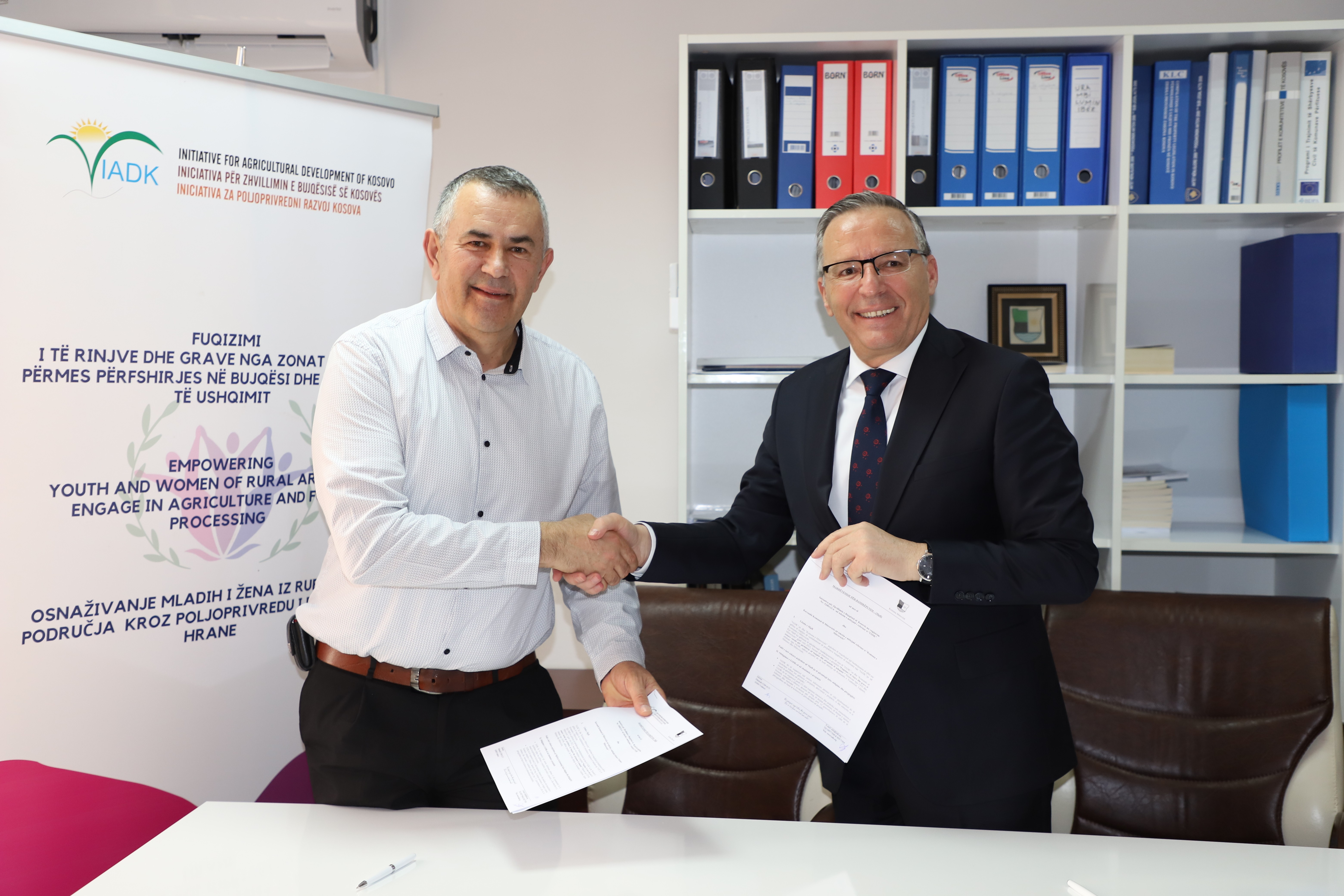 Kryetari Hamza dhe IADK nënshkruan marrëveshje bashkëpunimi