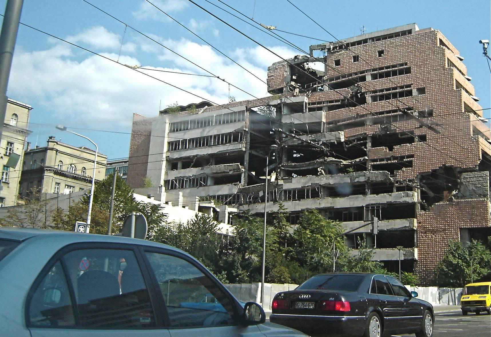 Bombardimi i ambasadës kineze në Beograd, urdhër i Klinton-it