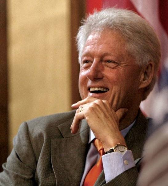 Bill Klinton, nga president në milioner