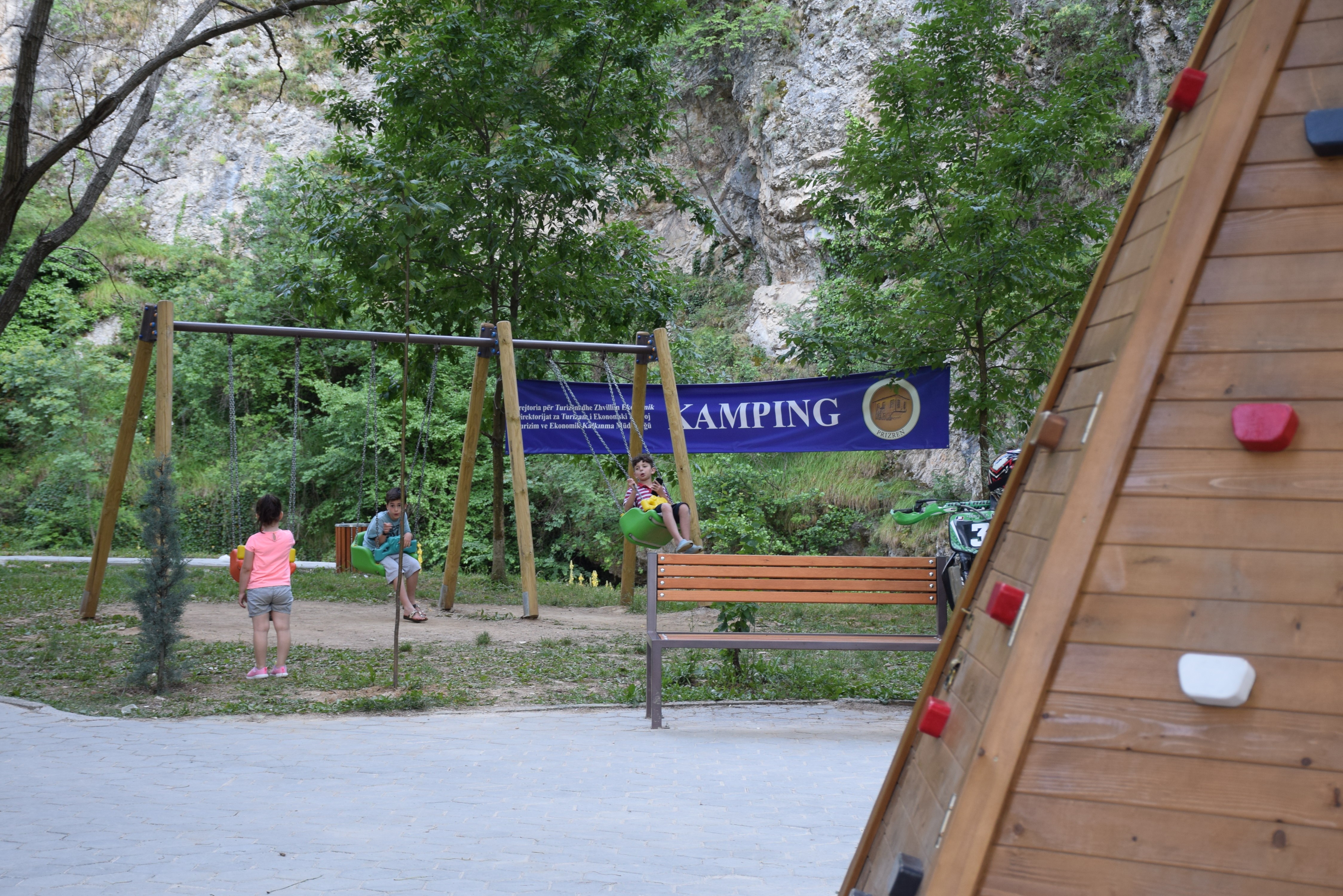Komuna e Prizrenit realizon projektin "Auto-Kamp", i pari në Kosovë