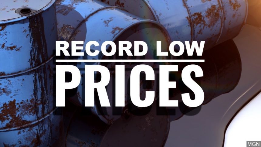 Çmimet e naftës bien për herë të parë -37 dollarë