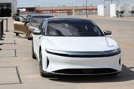 Deri në 2035, të gjitha automjetet në Kaliforni do të jenë me energji elektrike ose hidrogjen