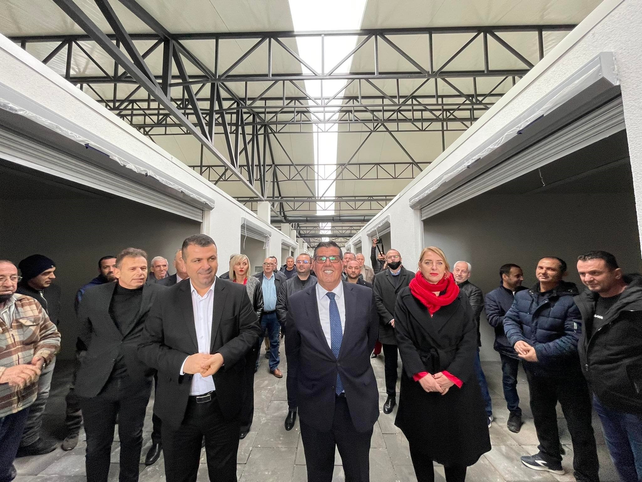 Inaugurohet tregu i gjelbër në Gjilan