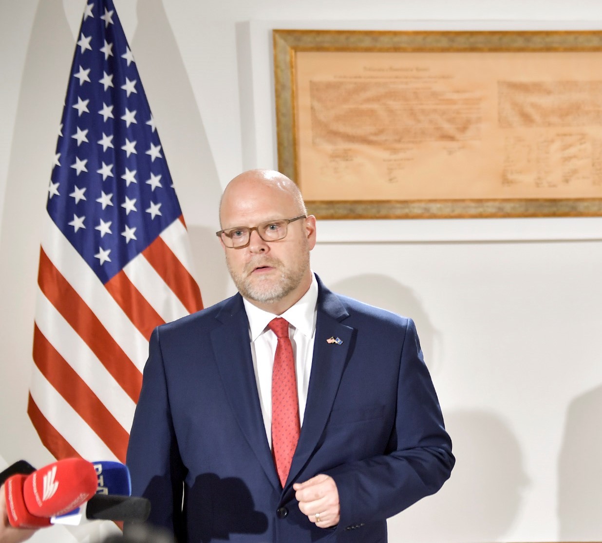 Ambasadori Hovenier nënvizoi mbështetjen e ShBA-ve për Kosovën