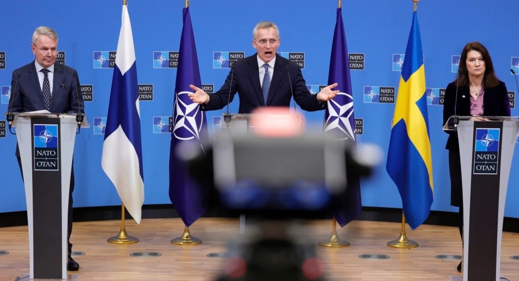 NATO dërgon përforcime në Evropën lindore, SHBA vë 8,500 trupa në gatishmëri 