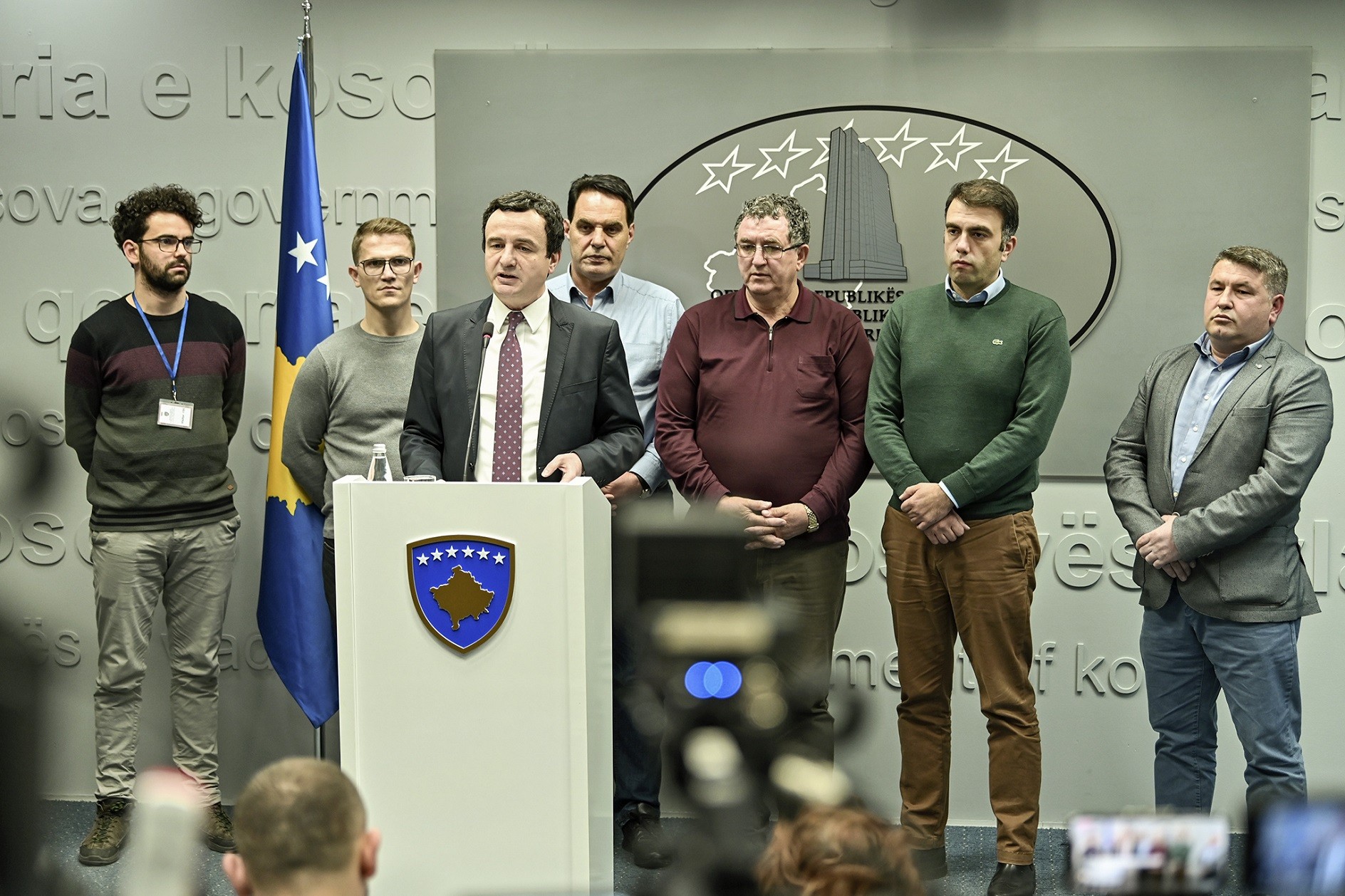Qeveria e Kosovës heq tarifën për lenden e parë nga Serbia