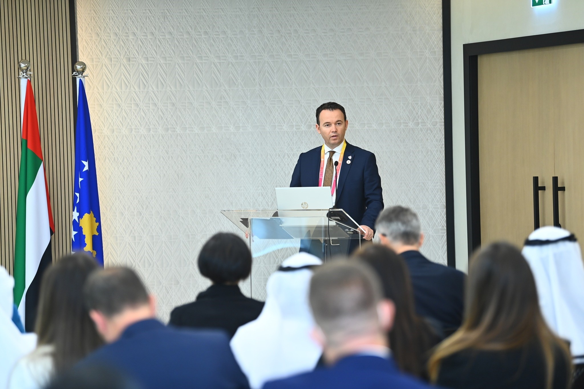 Ministri Peci prezanton mundësitë për investime në bujqësi në Panairin “Expo Dubai”
