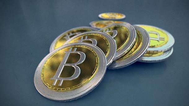 Çmimi i Bitcoin-it u rrit 10 për qind, kalon mbi 30 mijë dollarë