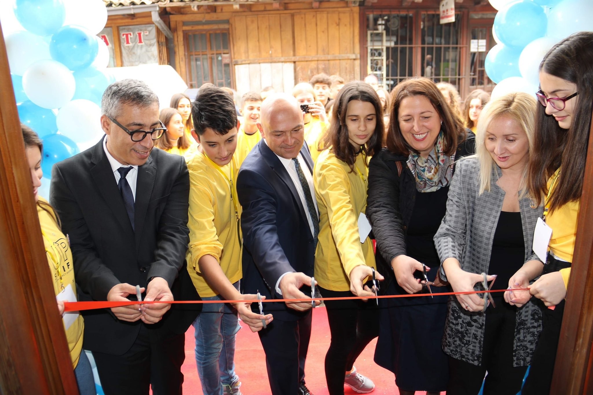 UNICEF hap Qendrën e Inovacionit për të rinjtë në Gjakovë
