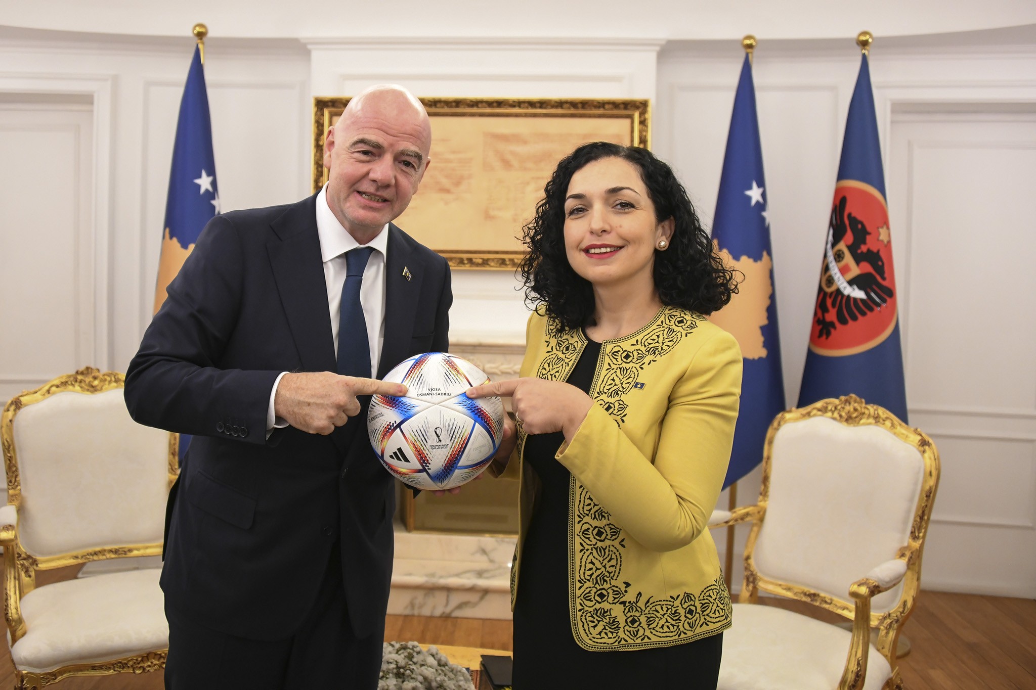 Presidentja Osmani kërkon mbështetjen e FIFA-s për sportistët e rinj  