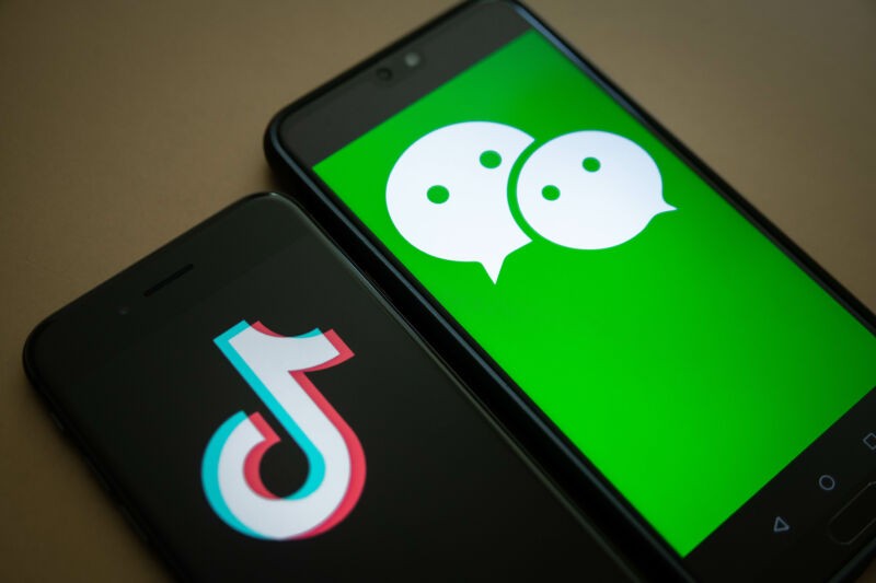 SHBA do të ndalojë shkarkimin e WeChat dhe TikTok 
